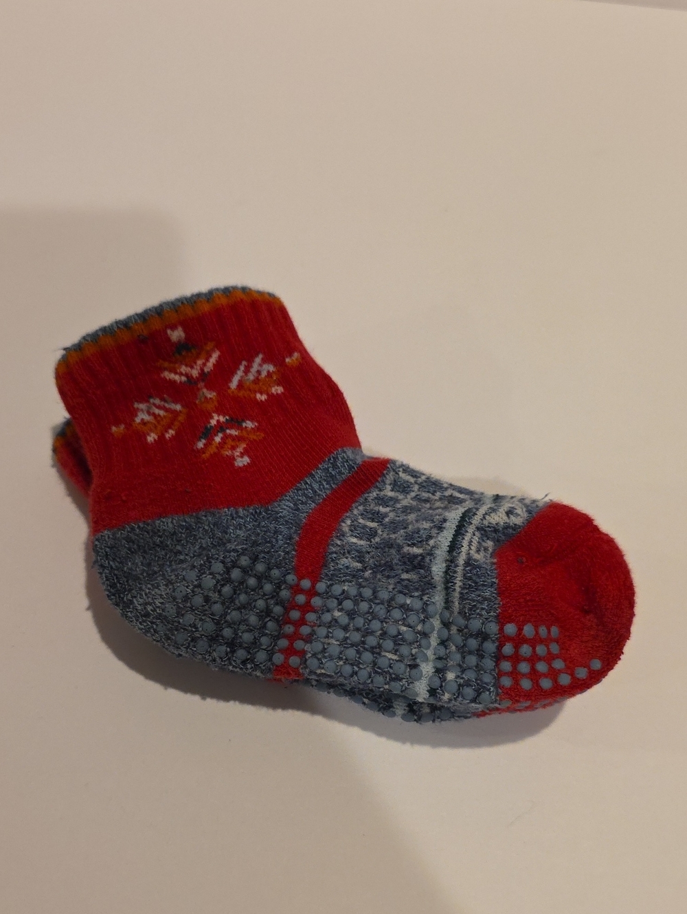 Bombas Red and Blue Non-Skid Toddler Sock with Snowflake 12m